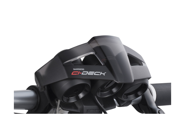 シマノ／カウリング風樹脂カバー