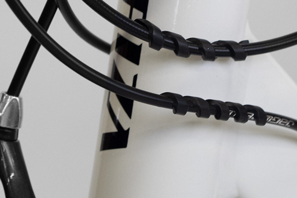 フレームプロテクター