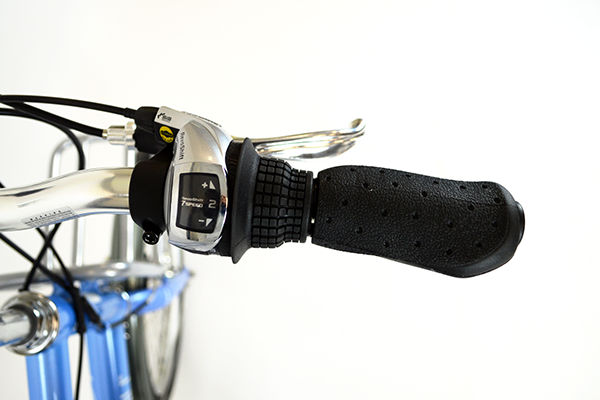 LOUIS GARNEAU　MV1 20インチ　ミニベロ　自転車　大阪　ルイガノ LOUIS GARNEAUルイガノ LGS-MV1 20型 シマノ7速