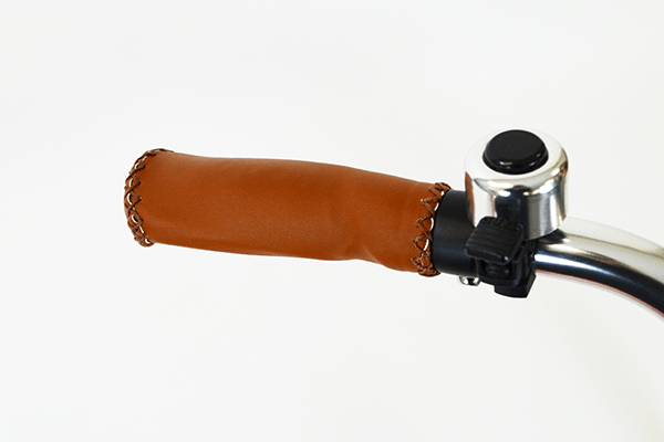 握りやすくクラシカルでオシャレなグリップ。