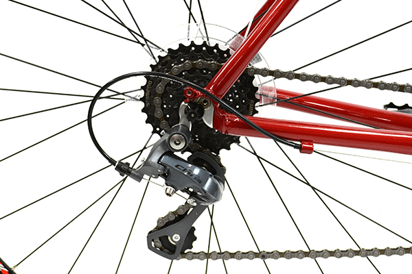 信頼性の高いシマノ製変速機「Claris(クラリス)」を採用。フロント2速×リア8速を装備。