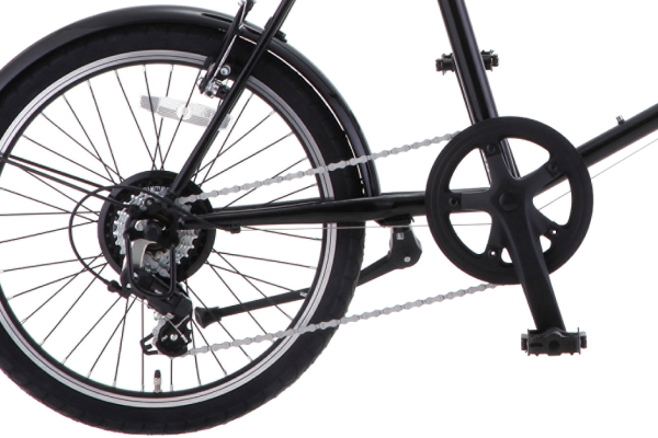 上り坂も楽に走ることができる外装7段変速機付き。