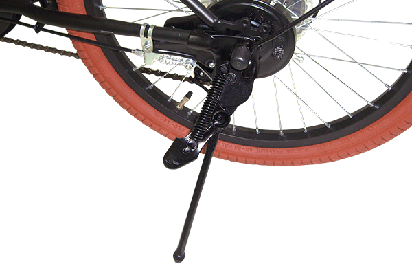 停車時に必須になるスタンドも搭載！