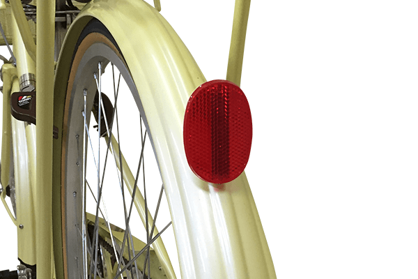 夜間の走行時に必須！反射板が標準装備。