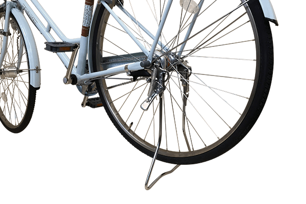 不安定な場所でも車体を安定させられる両足スタンドを搭載。