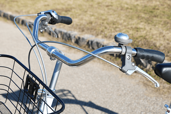 軽量で錆びにくい長寿命のステンレスを使用。長くお使いいただけます。