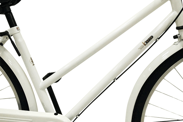 三角形をベースとした構造は剛性が高く長期間使用するのに最適。