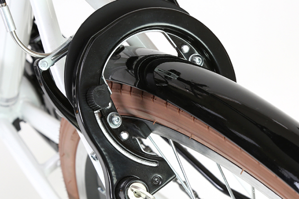 普段使いに便利なリング錠を標準装備。