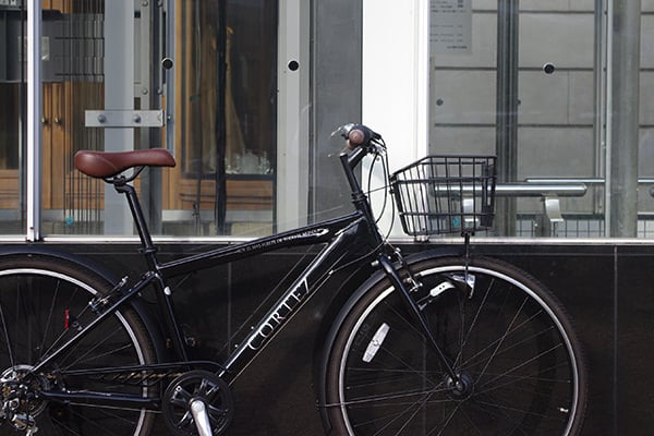 自転車 27インチ 通学通勤　CORTEZ(コルテス) 700C  【美品】¥4510-