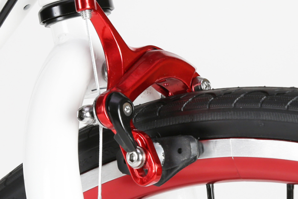 コントロール性の高いダブルピボット式キャリパーブレーキ。