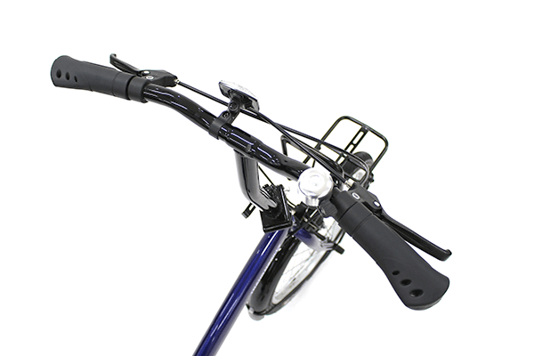 ステムハンドルを湾曲させることにより快適な姿勢で乗車できます。