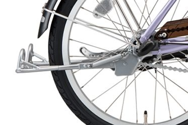 通常の自転車の両立スタンドよりも止めやすく、倒れにくいスタンドです。