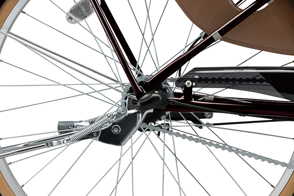 内装式のため、チェーンが外れることがかなり少なく止まった状態でも変速が可能です。