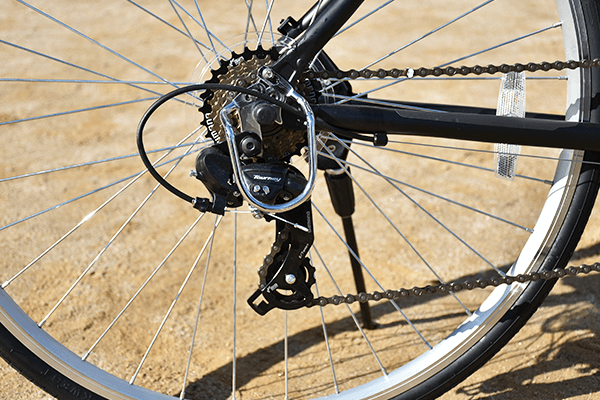 F021◆FERIADO◆クロスバイク◆7段変速◆防犯登録可能 クロスバイク入門セットFERIADO(フェリアード) クロスバイク