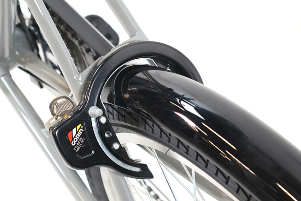 リング錠が標準装備！別途鍵を買う必要もございません。