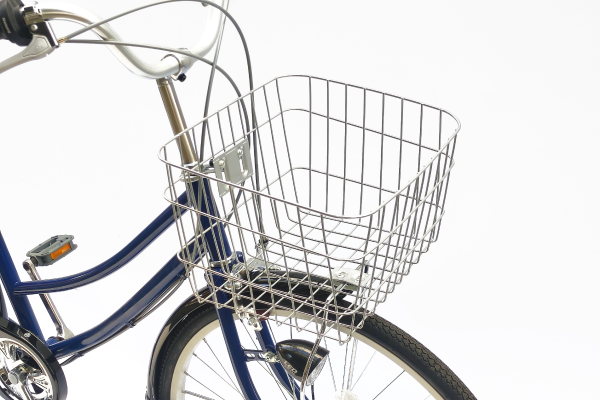 荷物がしっかり入る大き目な前かご