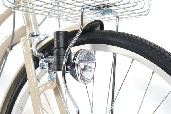 オートライトではございませんが、走行抵抗の少ない低負荷タイプで明るいLEDライトを採用しています。
