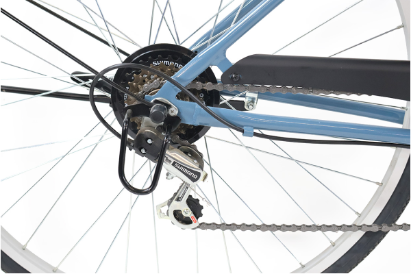 走行状況に合わせて適切なギアを選択できる6段変速。