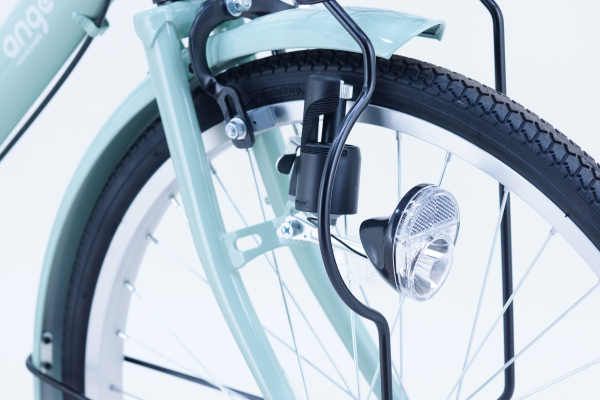 LEDなので長寿命でしっかり周りを照らします。