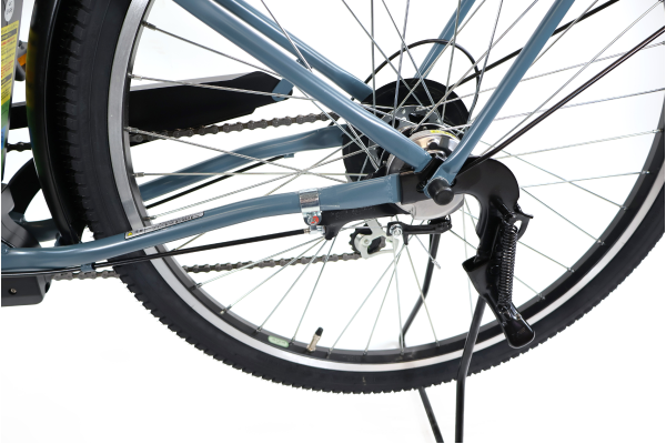 制動力が高く雨の日でも良く効く内蔵式のブレーキ。いやな音鳴りもありません。