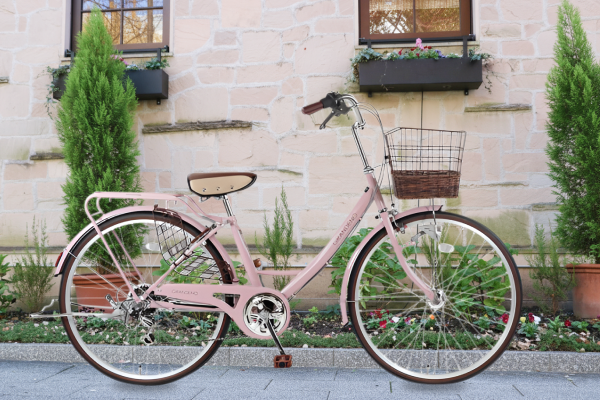 背景合成画像です。
車体の色味の調整は行っておりません。