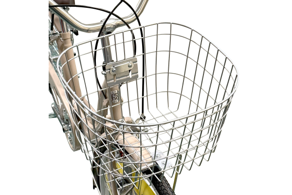 荷物がしっかり入る前かご。