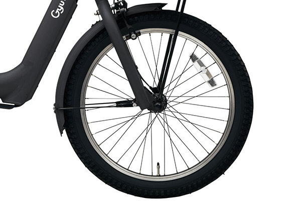 安定感の高い幅広タイヤ！