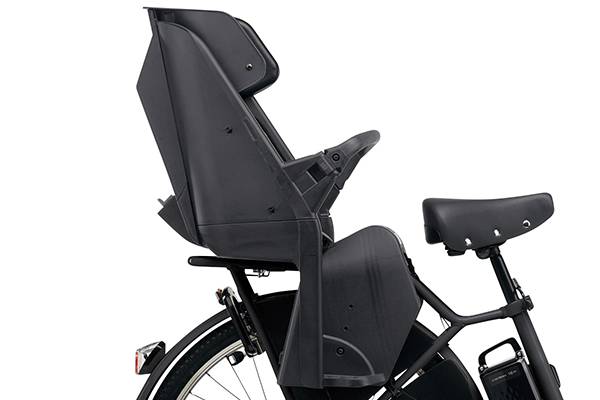 プレミアムリアチャイルドシート装着モデル。メーカー純正なので安全性や自転車とのフィッティングもバッチリ！