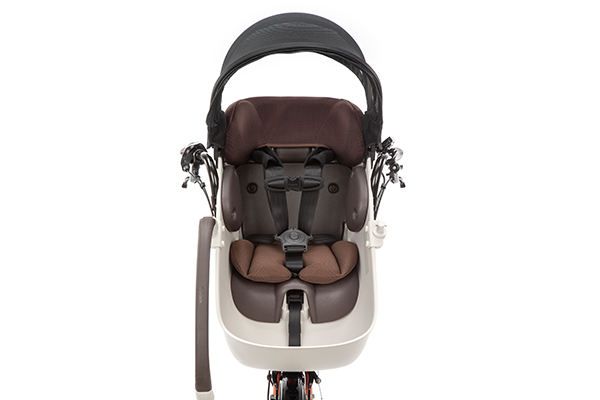 フルオープン形状なので従来品に比べ、乗せ降ろしが簡単です