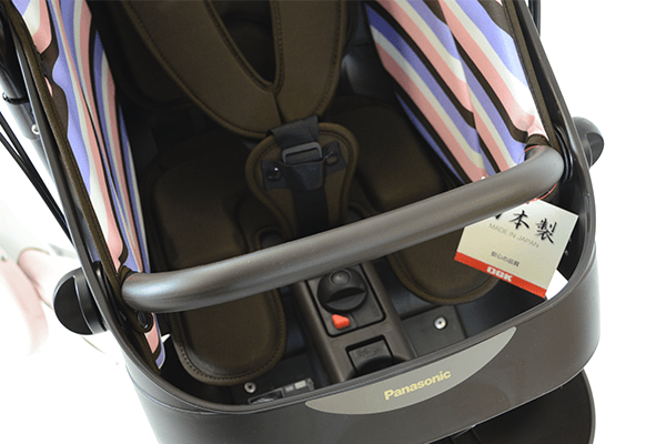 3人乗り用チャイルドシート付きギュット・ミニ・DX-2015モデル