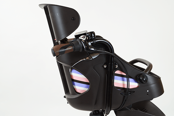 5段階（最大10度）の角度調整でお子様も快適！