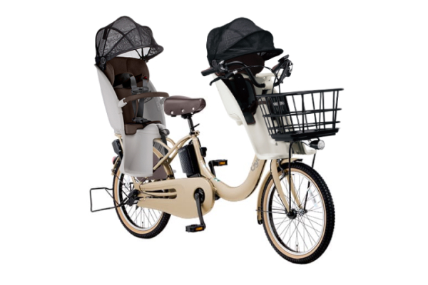 3人乗り用チャイルドシート付きギュット・クルームR・EX