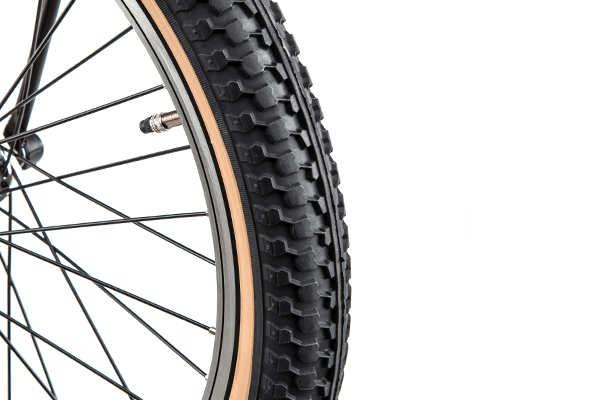 太さ約51mmの幅広タイヤを採用。お子さんや重たい荷物を載せててもフラつかず安心です。