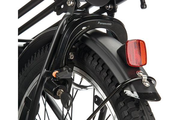 駐輪場でも開錠しやすいキャリア後部に取り付けられるリング錠です。※バッテリーの鍵と別の鍵を使用します。