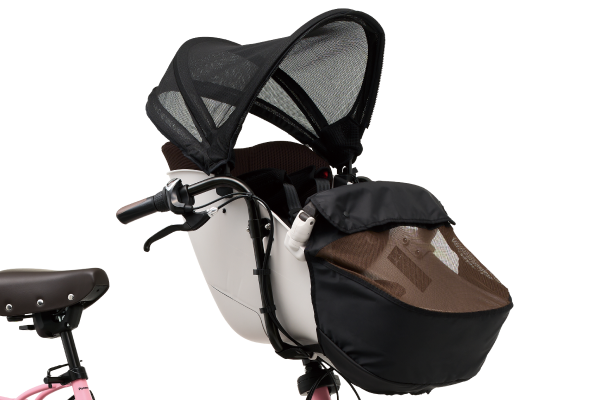 3人乗り用チャイルドシート付きギュット・クルーム・EX パナソニック