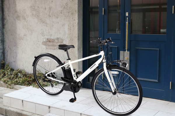 背景合成画像です。
車体の色味の調整は行っておりません。