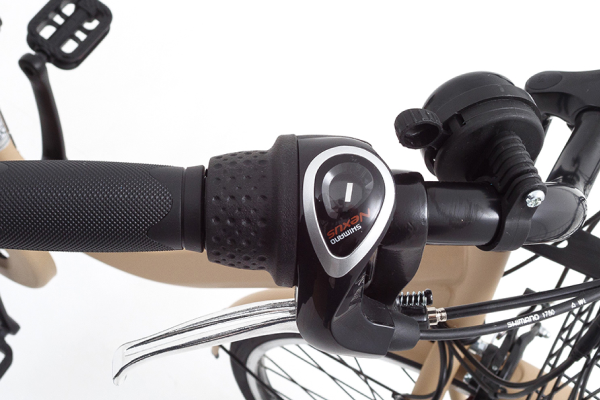 【車引取限定】定価約9万円 SUISUI 電動アシスト自転車（後輪パンク）＋チャイルドシート AVANCE SUISUI 電動自転車・電動アシスト自転車 26インチ