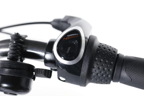 メンテナンスフリーで快適な走行を実現する安心のシマノ製内装3段変速を採用。