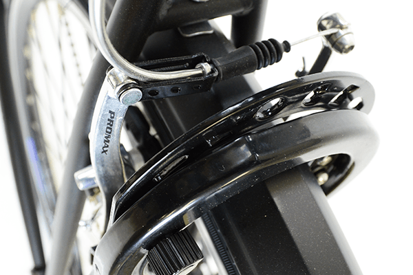 ブレーキの効きが良く、安心して走行することができるVブレーキを採用。