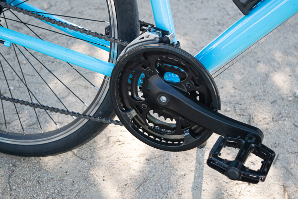 様々な状況に応じて対応が可能な前3段ギアを装備。