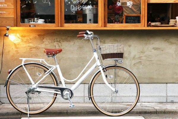 上品でお洒落なベーシックライン。毎日の通学通勤が楽しく♪