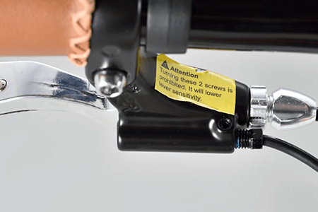 ブレーキレバー