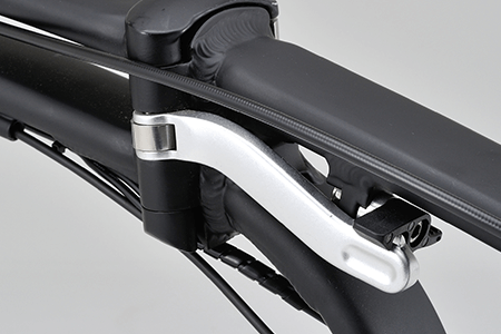 専用設計のレバー