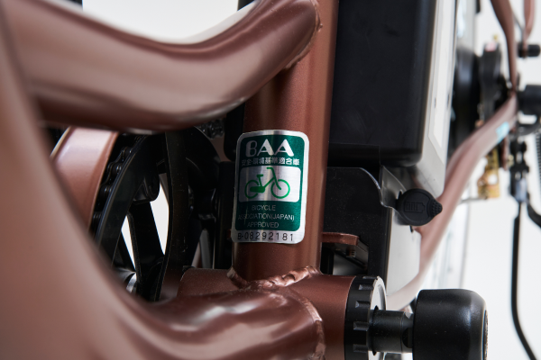 安全・安心で環境に優しい自転車の目印であるBAAマーク付き