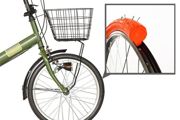 Tannus社製のノーパンクタイヤを標準装備。パンクの心配がなくいつでも安心。