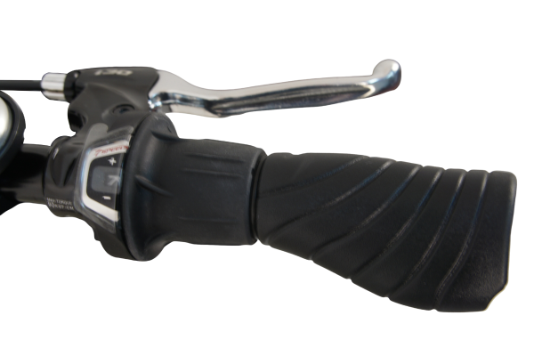 快適で手にフィットしやすいエルゴグリップを採用