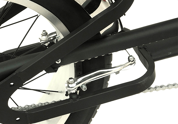 ブレーキの効きが良く、安心して走行することができるVブレーキをセレクト。