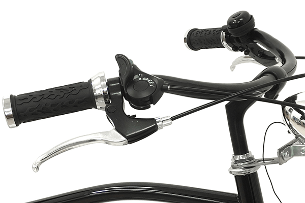 ゆったりとしたポジションを実現できる深いカーブを描くハンドル