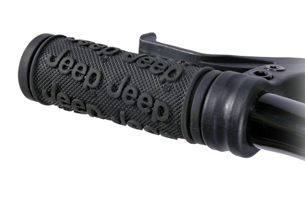 グリップにもたくさんJeepロゴが入っています。