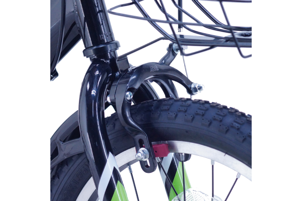 軽い力でしっかり止まるWピボットキャリパーブレーキを採用。
